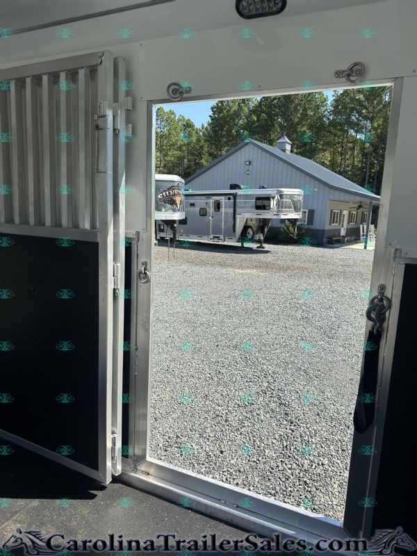 Used Horse Trailers for Sale