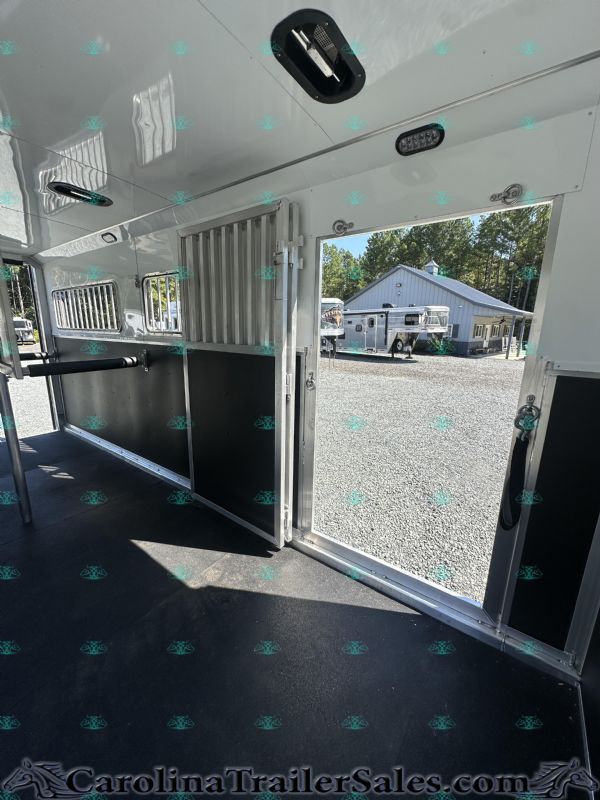 Used Horse Trailers for Sale
