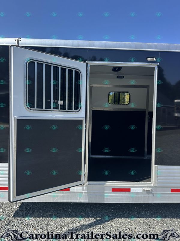 Used Horse Trailers for Sale