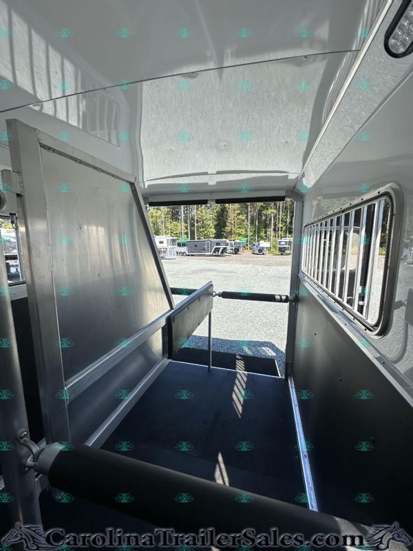 Used Horse Trailers for Sale