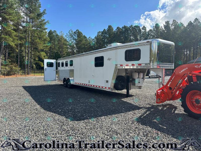 Used Horse Trailers for Sale