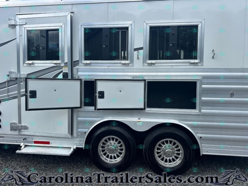 Used Horse Trailers for Sale