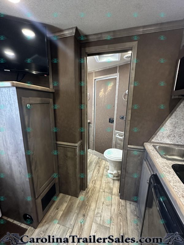 Used Horse Trailers for Sale
