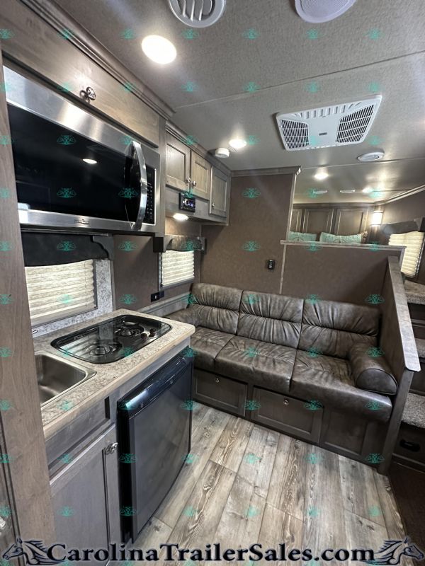 Used Horse Trailers for Sale