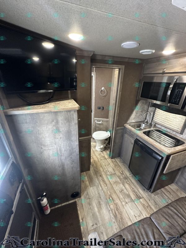 Used Horse Trailers for Sale