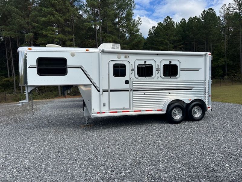 Used Horse Trailers for Sale
