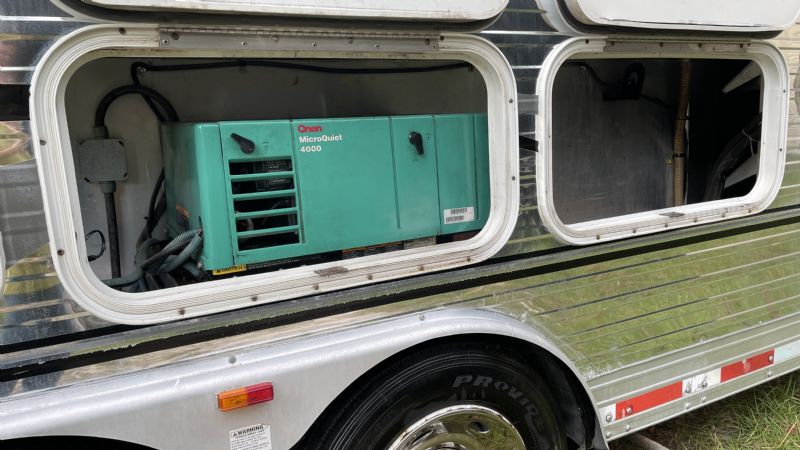 Used Horse Trailers for Sale