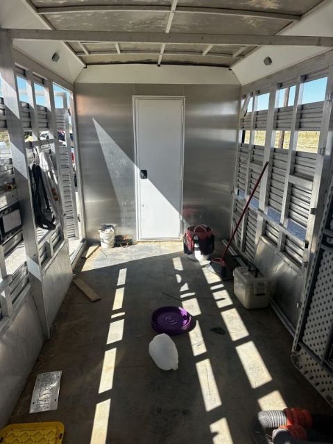 Used Horse Trailers for Sale