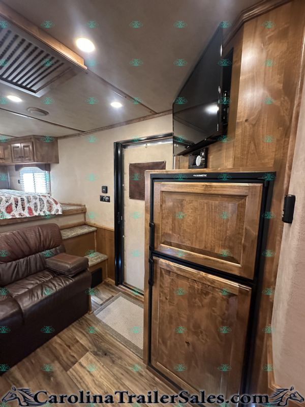 Used Horse Trailers for Sale