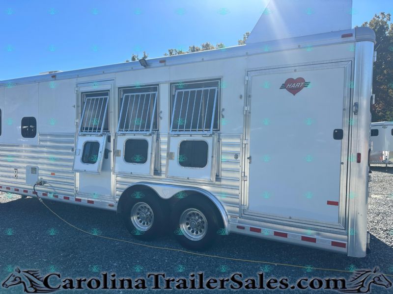 Used Horse Trailers for Sale