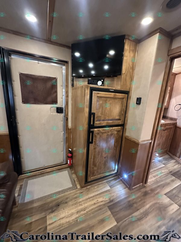 Used Horse Trailers for Sale