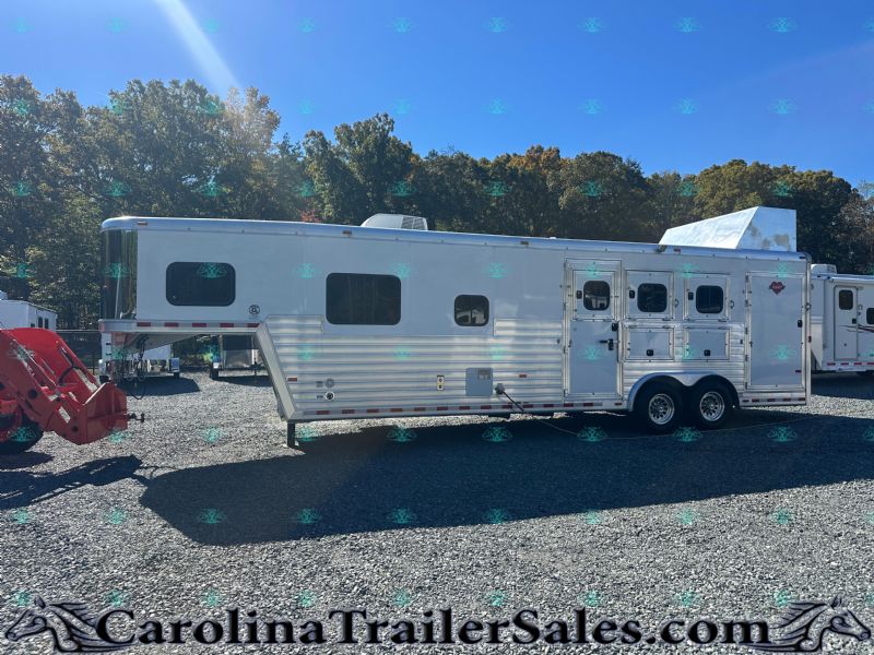 Used Horse Trailers for Sale