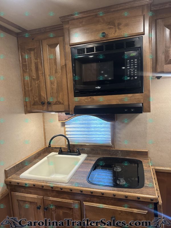 Used Horse Trailers for Sale