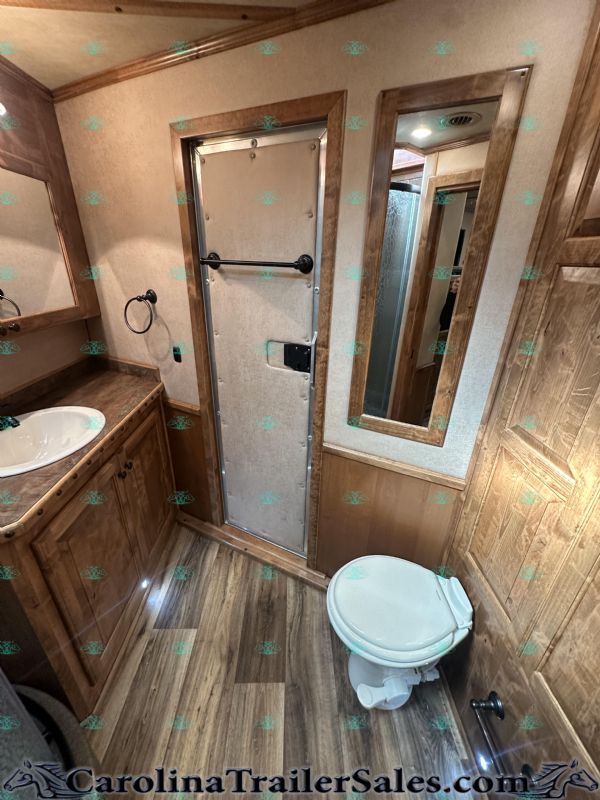 Used Horse Trailers for Sale