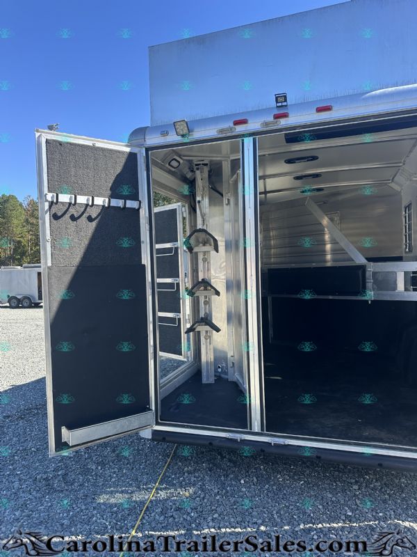 Used Horse Trailers for Sale