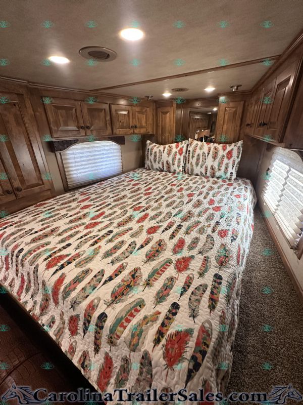 Used Horse Trailers for Sale