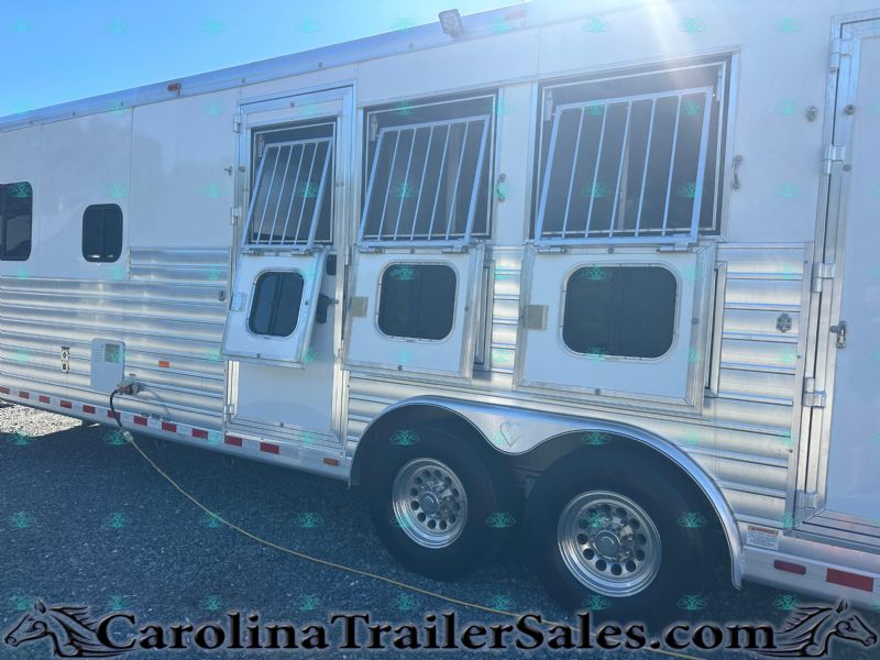 Used Horse Trailers for Sale