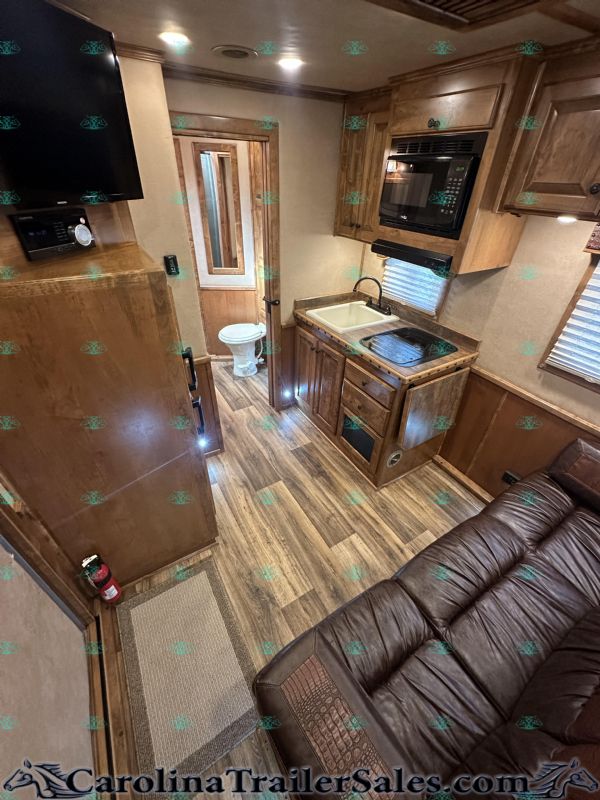 Used Horse Trailers for Sale