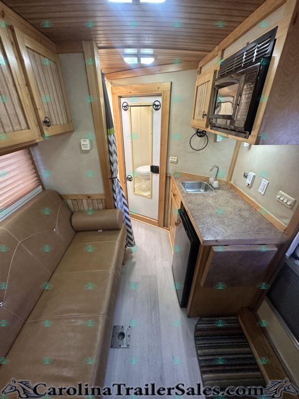 Used Horse Trailers for Sale