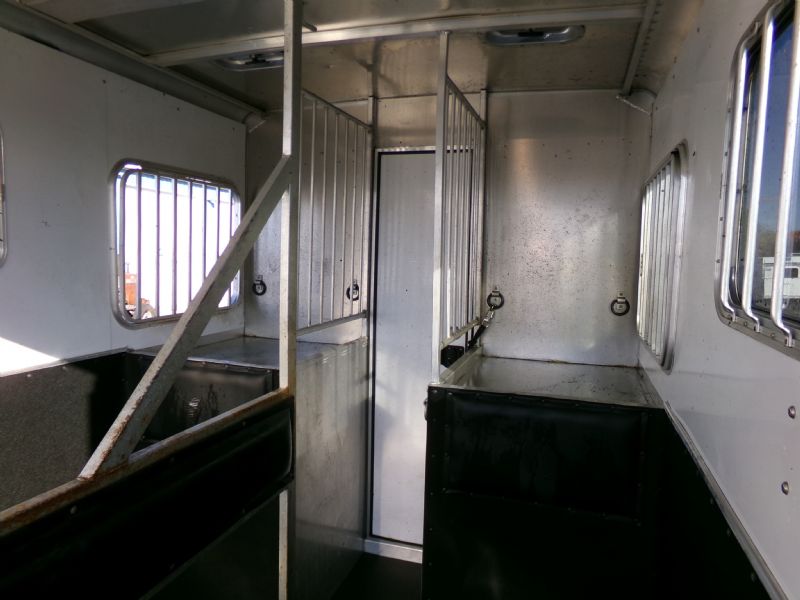 Used Horse Trailers for Sale