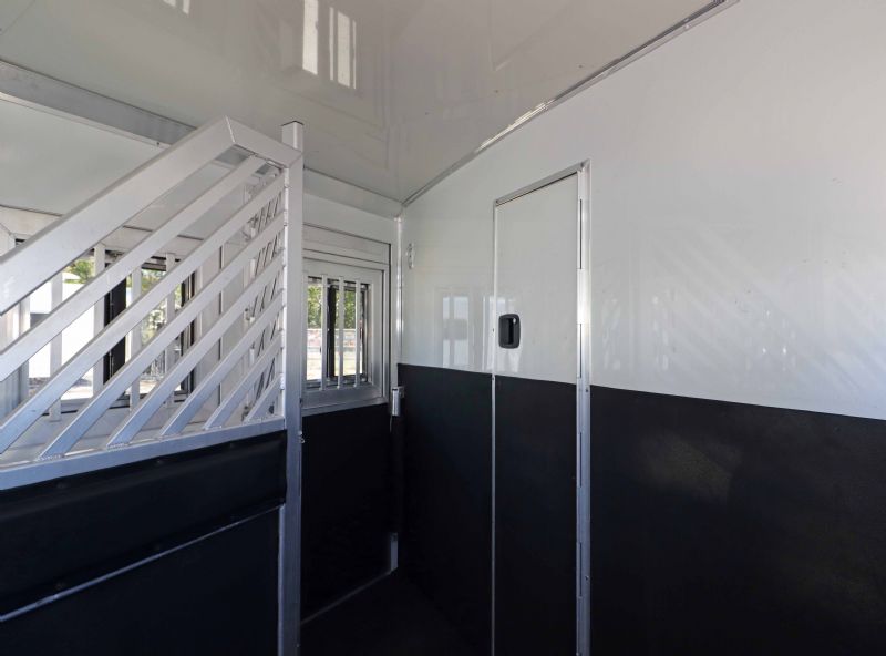 Used Horse Trailers for Sale