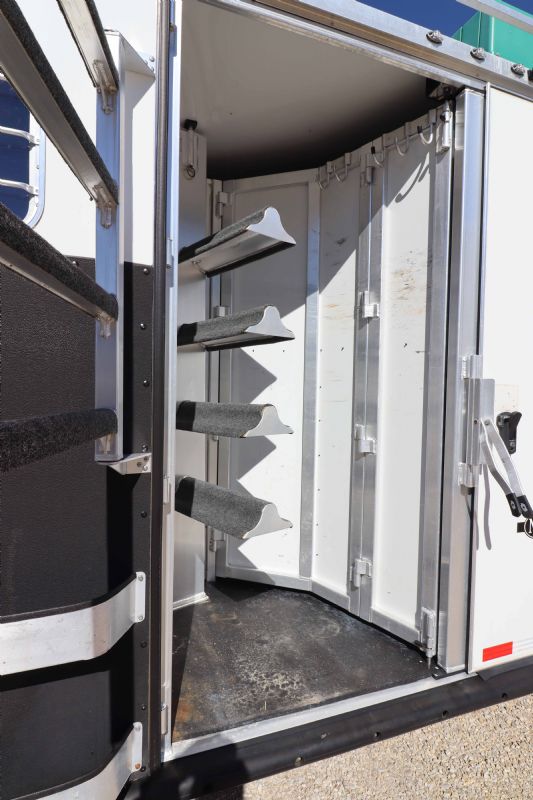 Used Horse Trailers for Sale