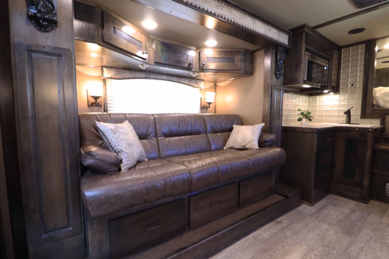 Used Horse Trailers for Sale