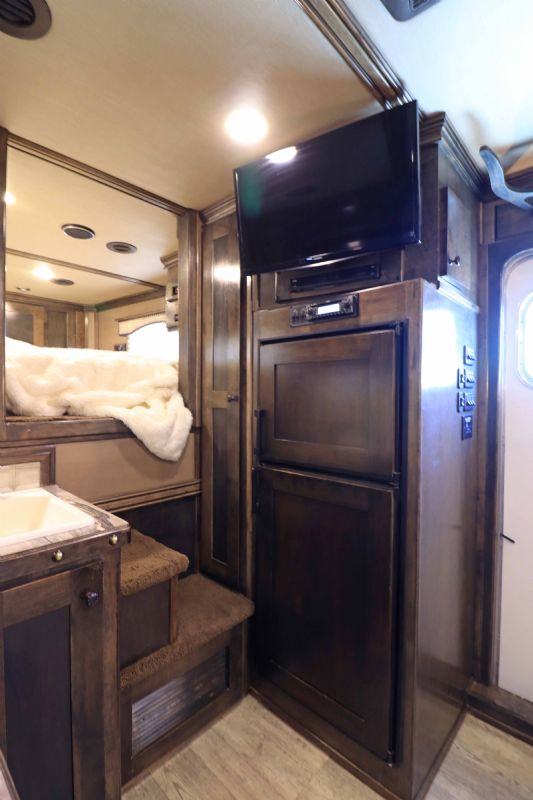 Used Horse Trailers for Sale