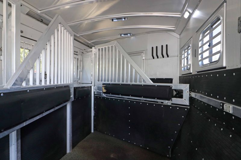 Used Horse Trailers for Sale