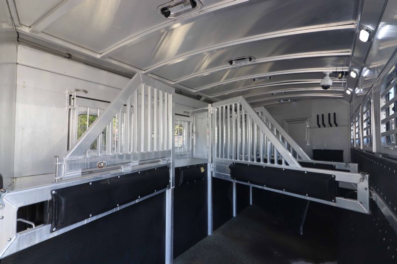 Used Horse Trailers for Sale