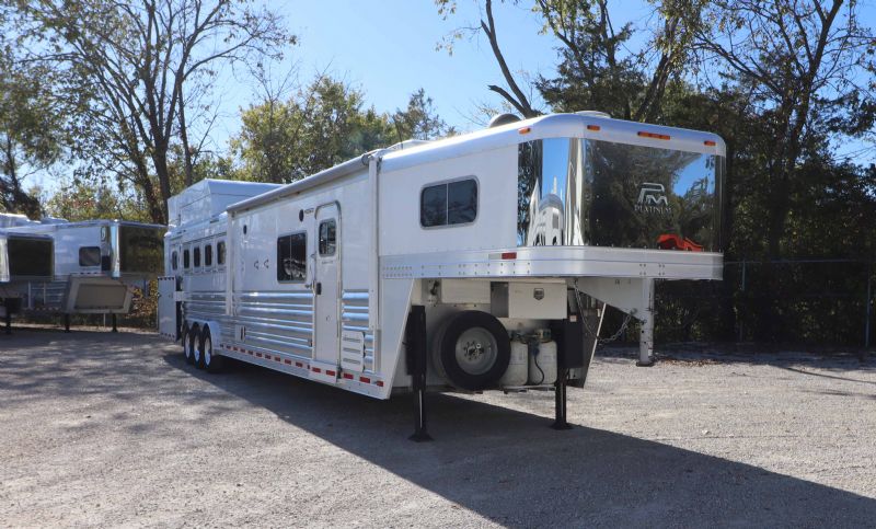 Used Horse Trailers for Sale