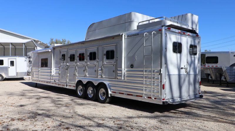 Used Horse Trailers for Sale