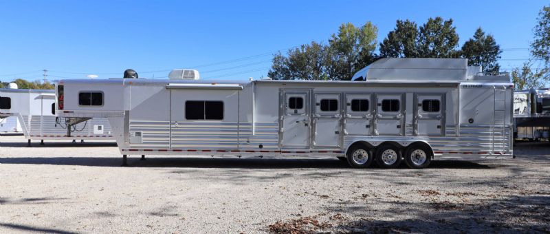 Used Horse Trailers for Sale