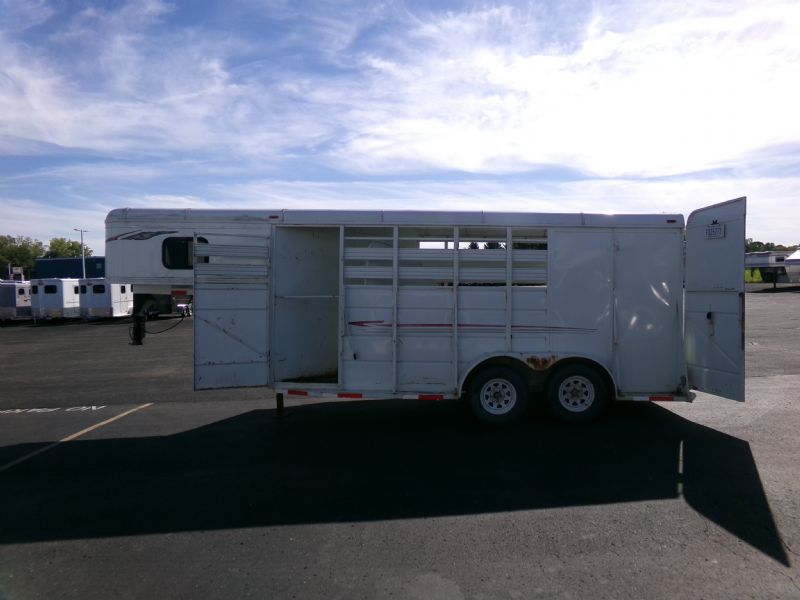 Used Horse Trailers for Sale