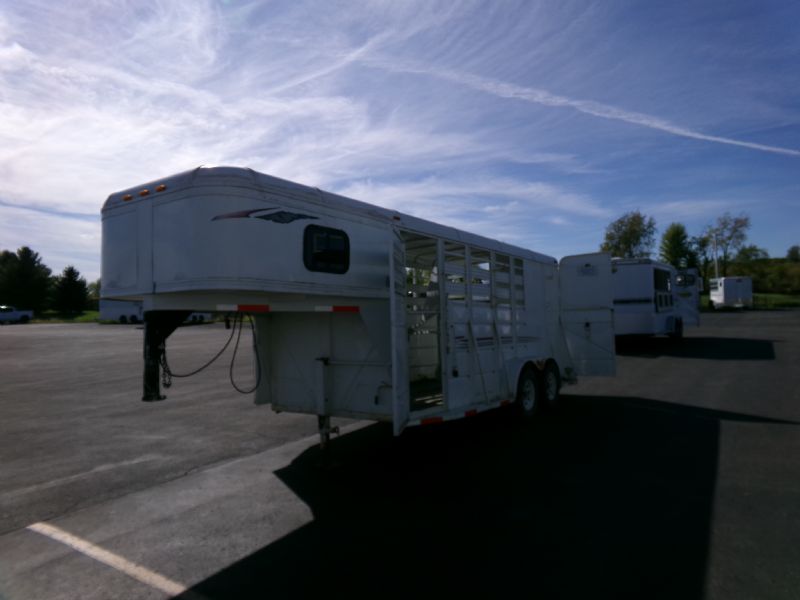 Used Horse Trailers for Sale