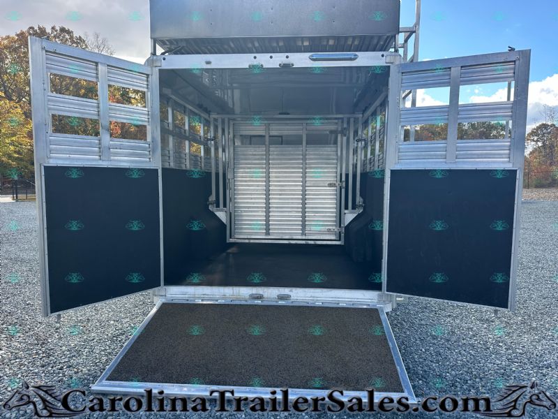 Used Horse Trailers for Sale