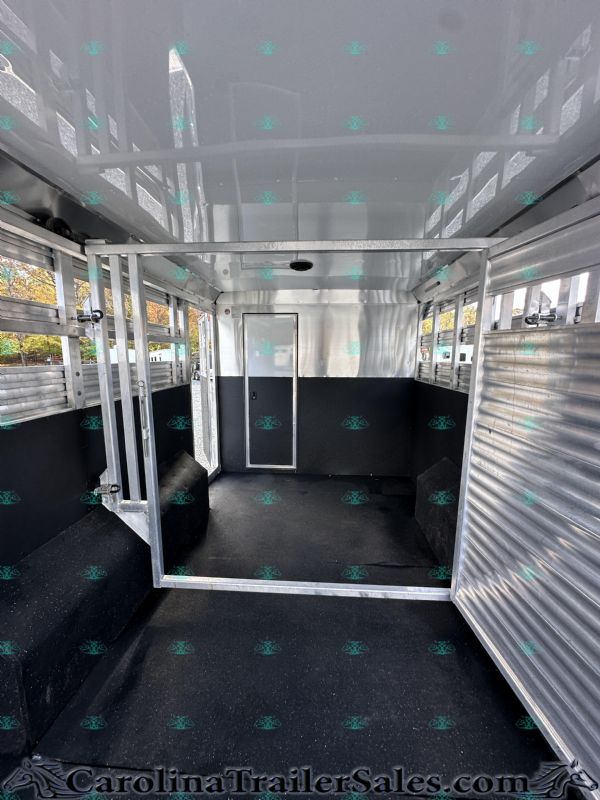 Used Horse Trailers for Sale