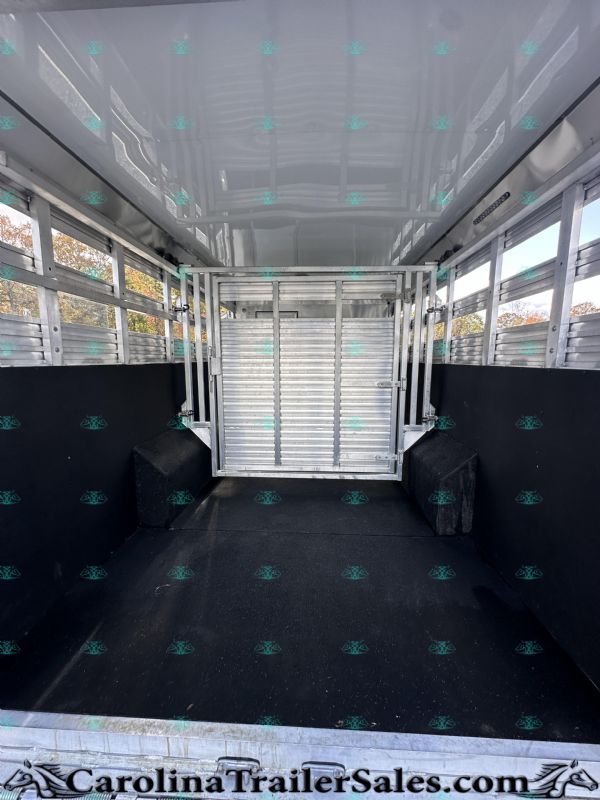 Used Horse Trailers for Sale