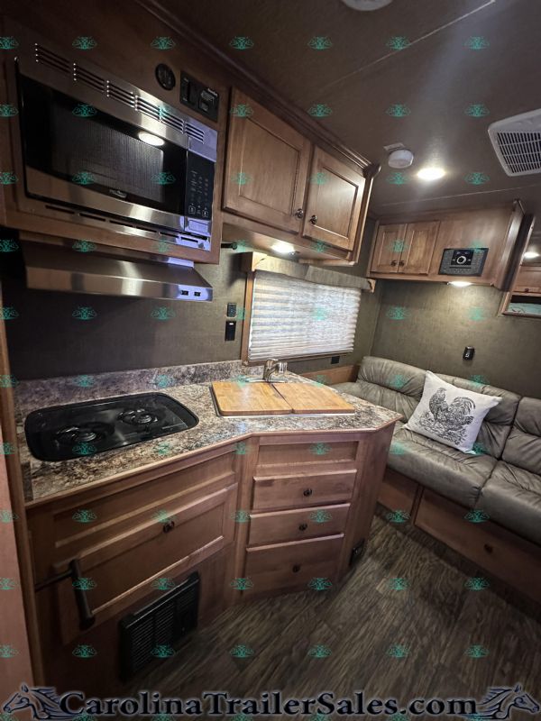 Used Horse Trailers for Sale