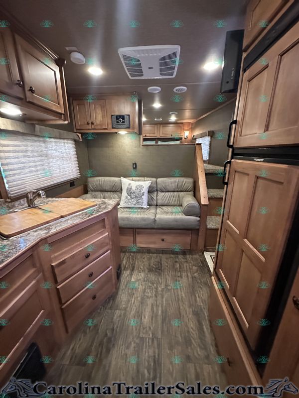 Used Horse Trailers for Sale