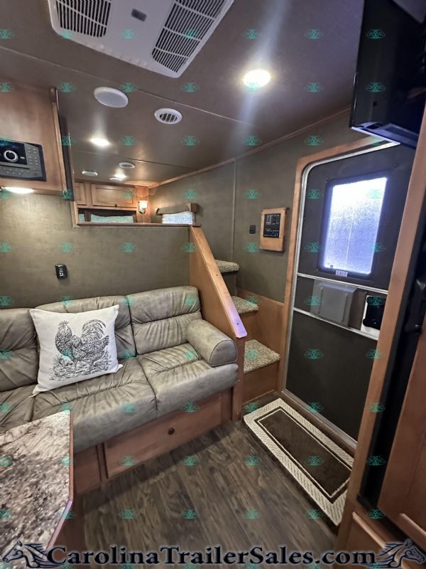 Used Horse Trailers for Sale