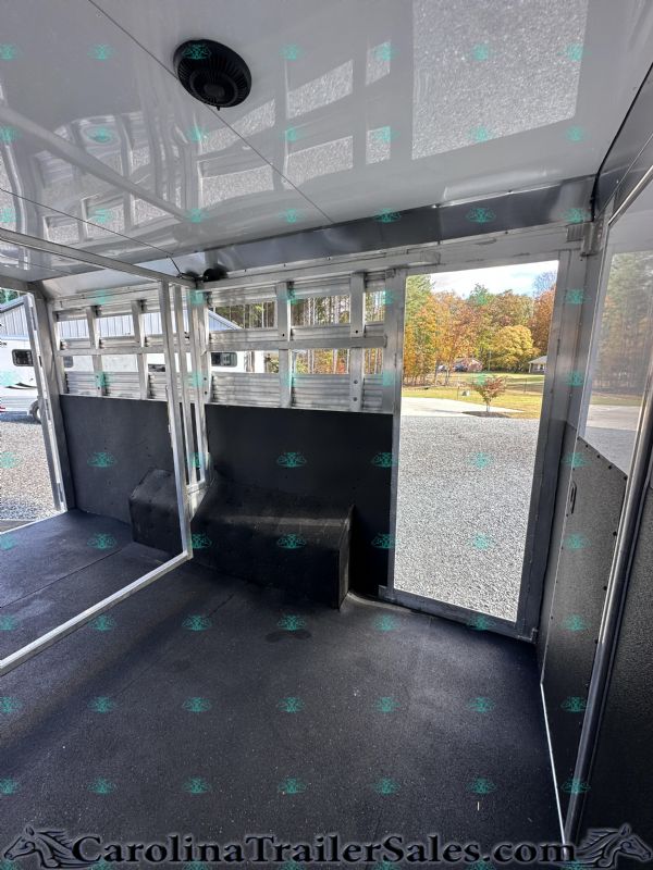 Used Horse Trailers for Sale