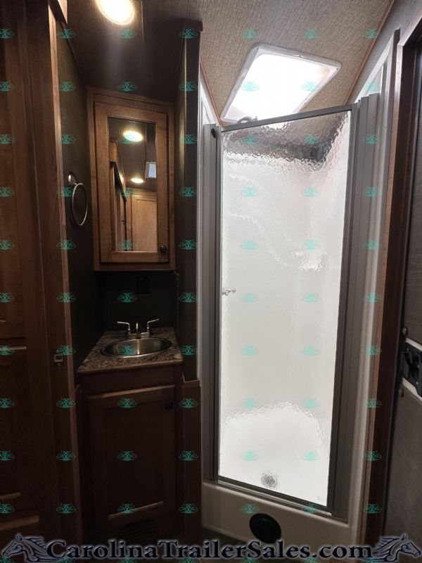 Used Horse Trailers for Sale