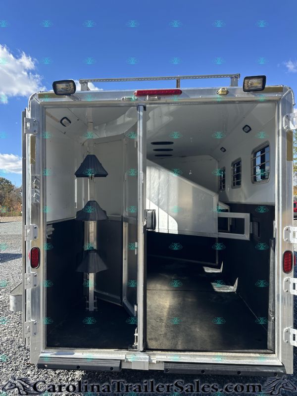 Used Horse Trailers for Sale