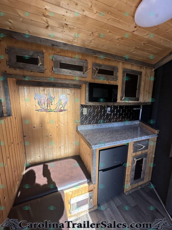 Used Horse Trailers for Sale