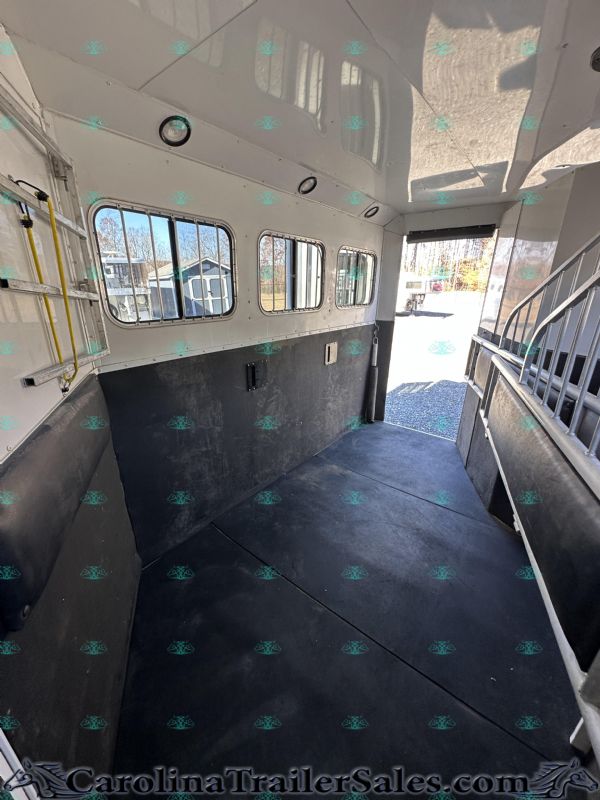 Used Horse Trailers for Sale