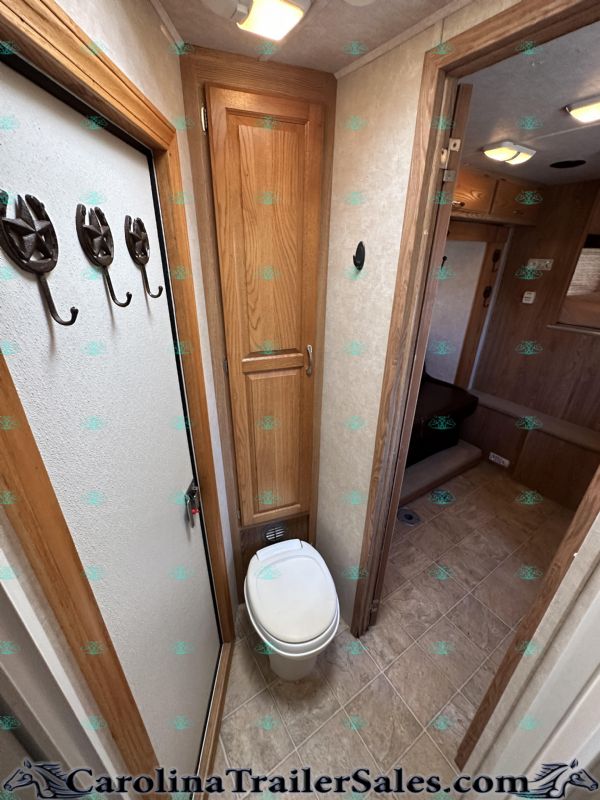 Used Horse Trailers for Sale