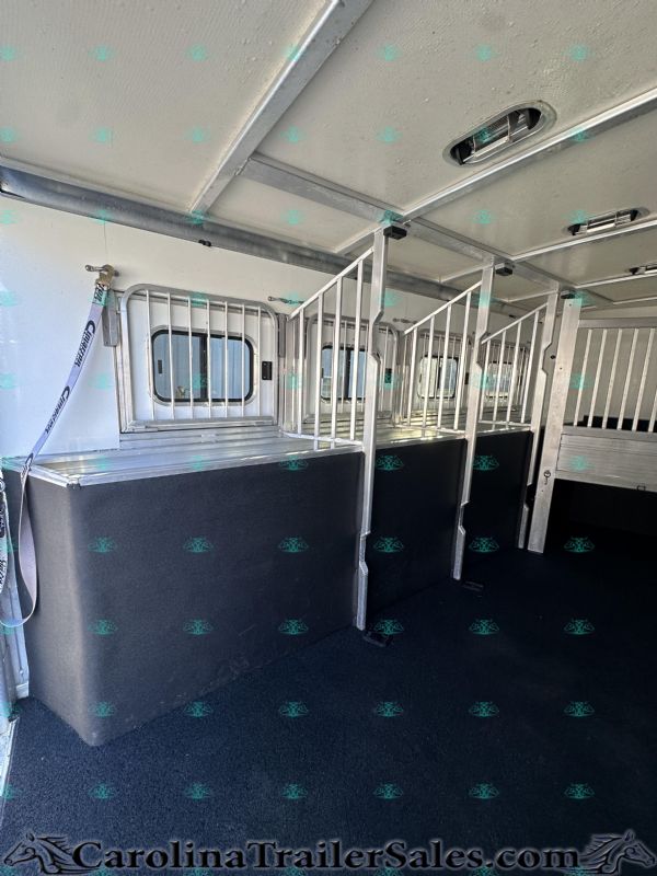 Used Horse Trailers for Sale