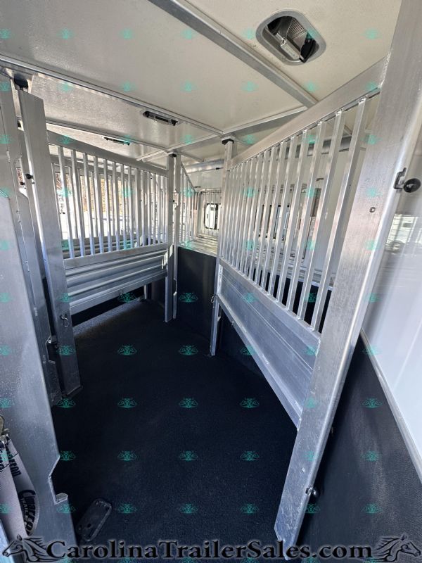 Used Horse Trailers for Sale