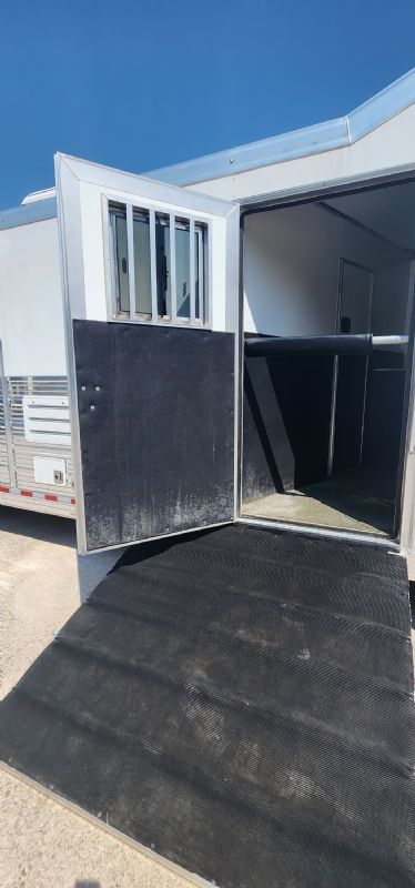 Used Horse Trailers for Sale